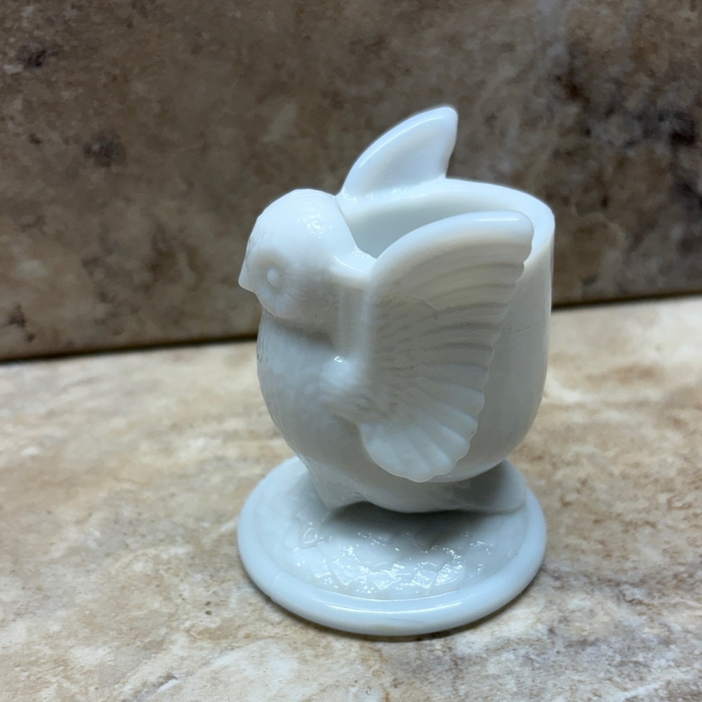 vintage Westmoreland milk glass owl toothpick holder / candle holder - Picture 3 of 8